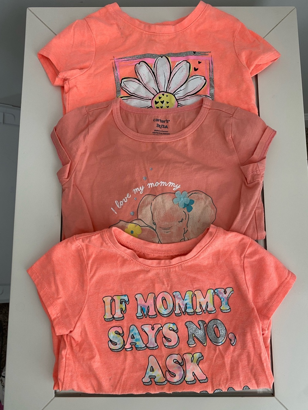 Carter's 3T Coral/Pink Girls' Graphic Tee - 3 Pack (Peach & Coral Designs)